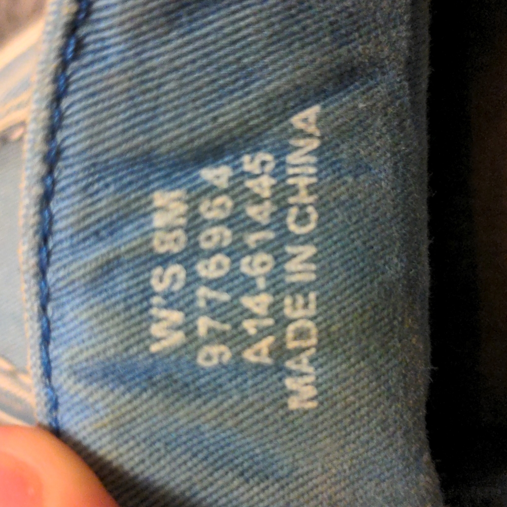 Sperry's - Picture 7 of 9